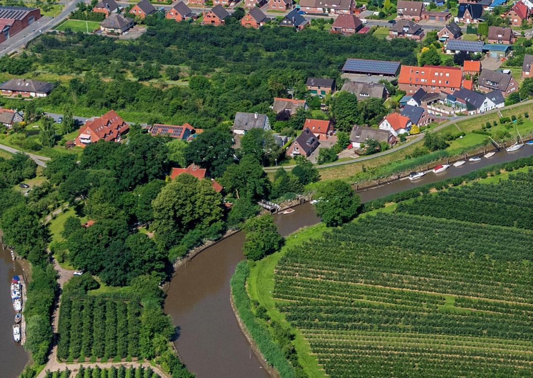 Fewo Blankenese Im Haus Luehegarten Grünendeich Esterno foto
